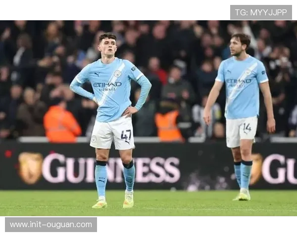 勒沃库森客场2-0爆冷胜曼城，格里马尔多破门